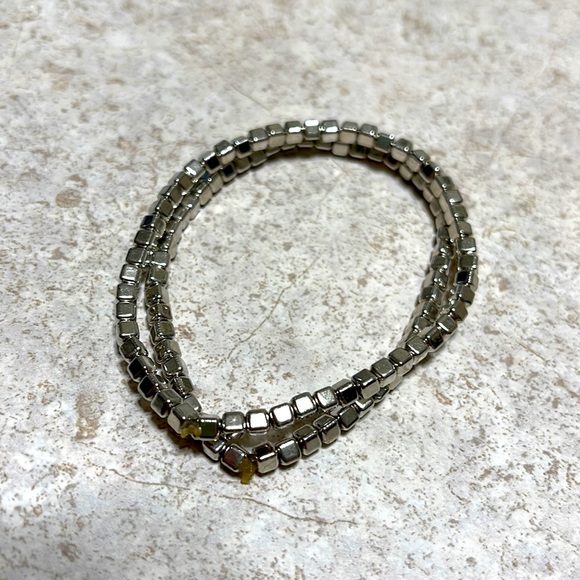 SET OF 2 SQUARE SILVER TONE STRETCH BEADS BRACELETS - Picture 3 of 3